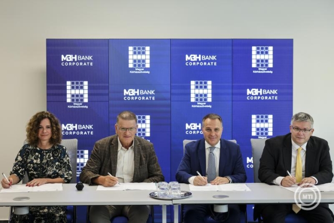 Egészségfejlesztést a bankrendszerbe, a pénzügyi tudatosságot az egészségügybe