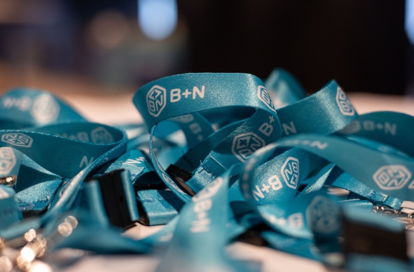 Láthatatlan hősök a kórházakban, érzékenyít a létesítményüzemeltetési cég