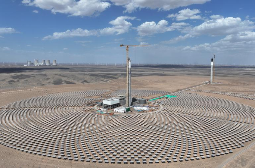 Sivatagi területekből energiaközpontok – Kína nagyléptékben épít napenergiára