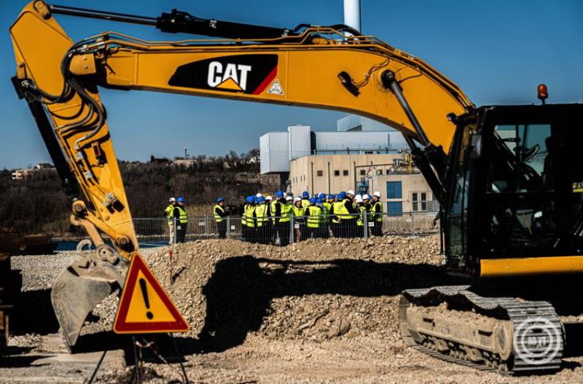 Hogyan áll a trieszti magyar kikötő?