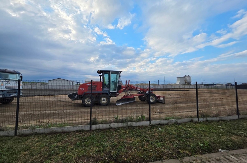 A régió egyik legnagyobb reptéri parkolója épül Vecsésen